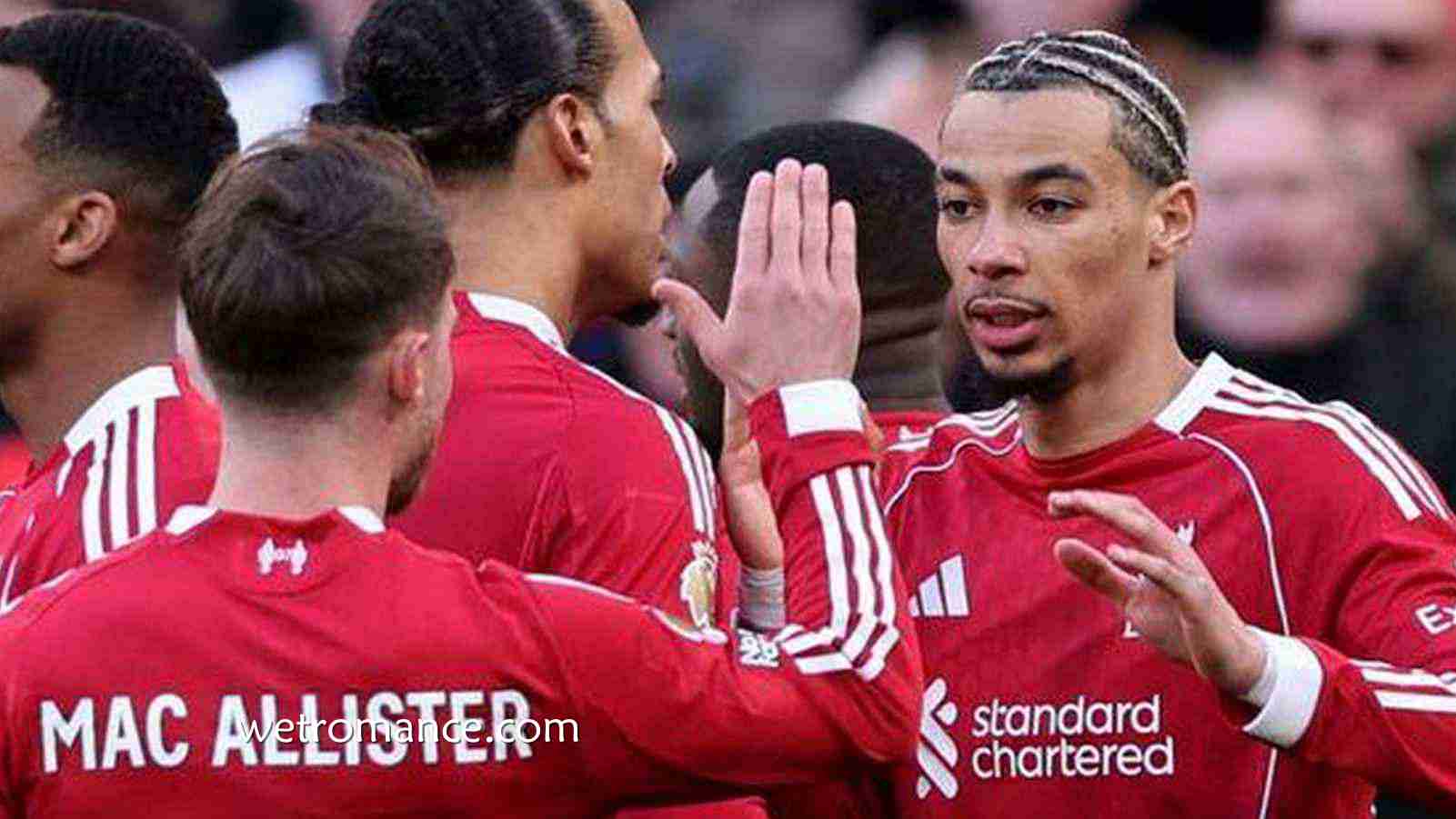 8868体育热点资讯 - 英超最新积分战报｜利物浦狂轰5球，纽卡被绝杀，曼城1-0险胜